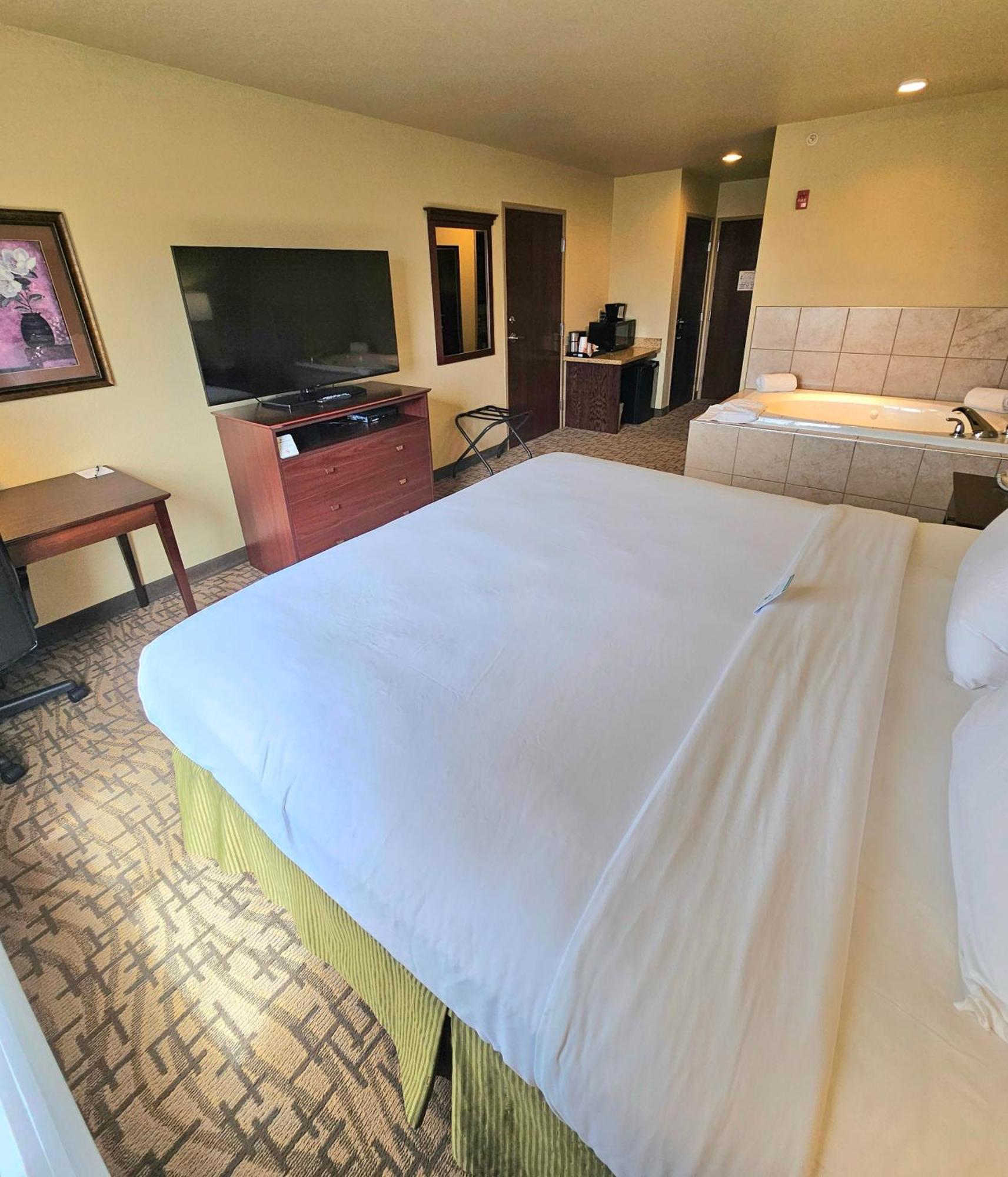 Inn Cobblestone & - Clintonville