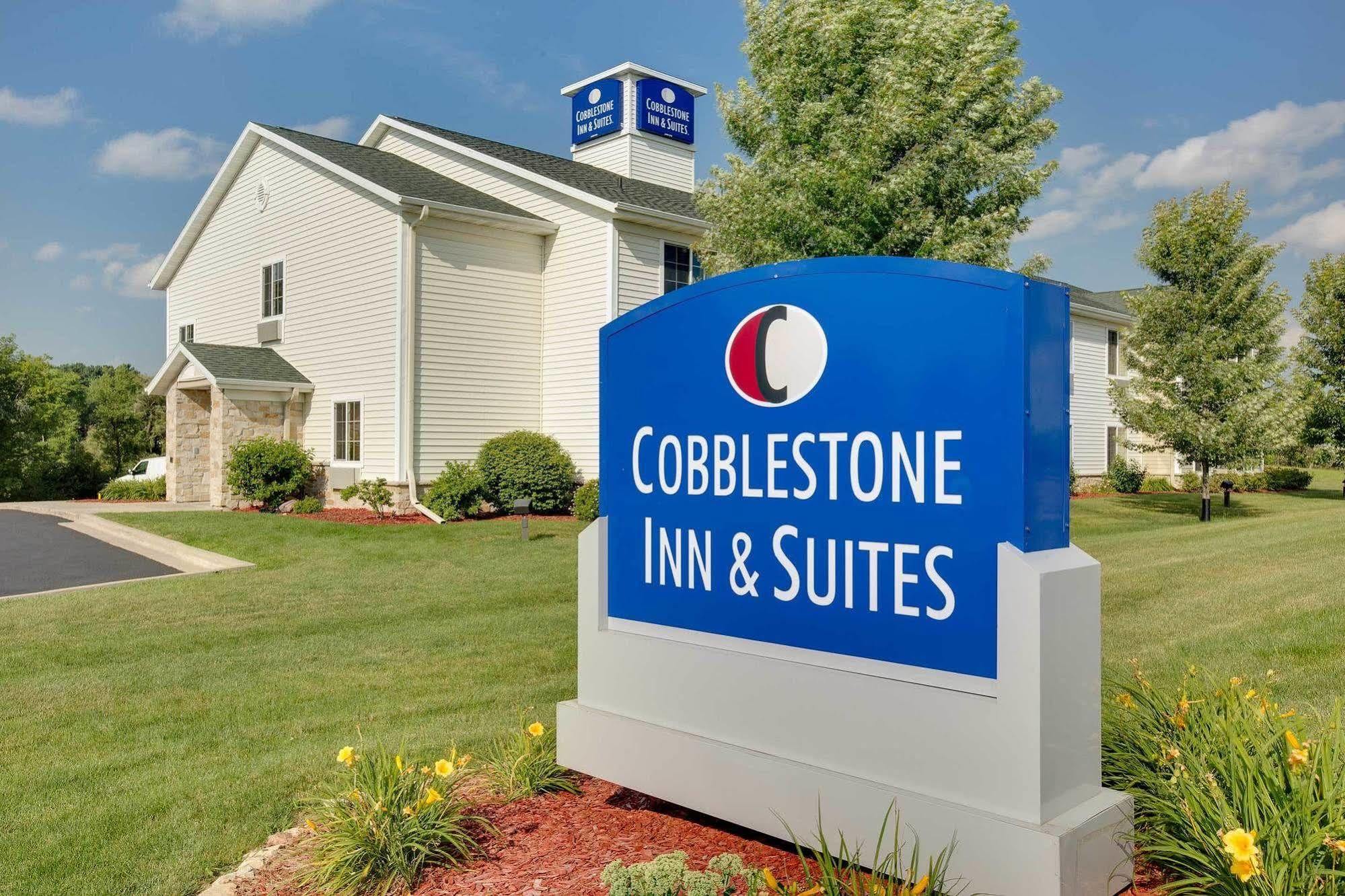 Inn Cobblestone & -